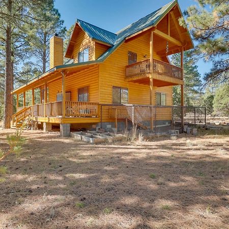 Dog-Friendly Nutrioso Cabin With Wraparound Porch! Exterior photo